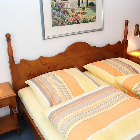 Eisenhauer In דירה שלוכזי