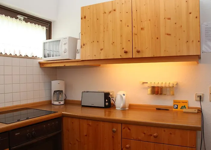 Eisenhauer In * שלוכזי